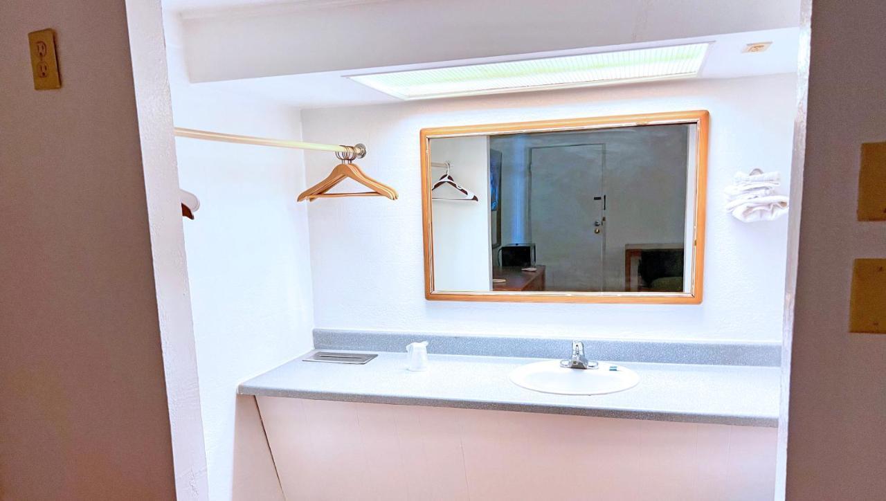 Thunderbird Motel Hillsboro Ngoại thất bức ảnh