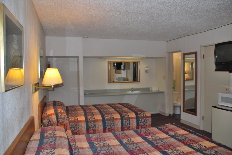 Thunderbird Motel Hillsboro Phòng bức ảnh