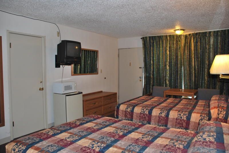 Thunderbird Motel Hillsboro Phòng bức ảnh